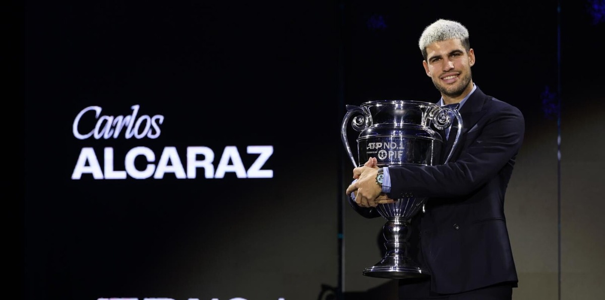 Alcaraz sorprende tutti, la frase dopo essere stato incoronato numero uno: "Non mi sento il migliore al mondo..."