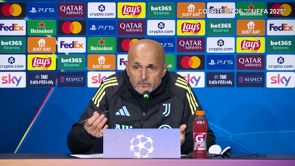 Spalletti, siparietto con Kalulu in conferenza: "Non fare casino"