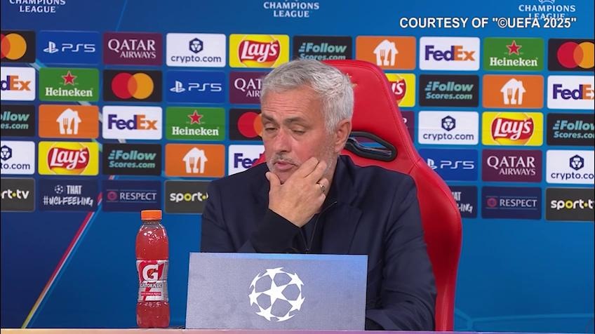 Mourinho e la sfida alla Juve: "Loro sono quasi qualificati..."
