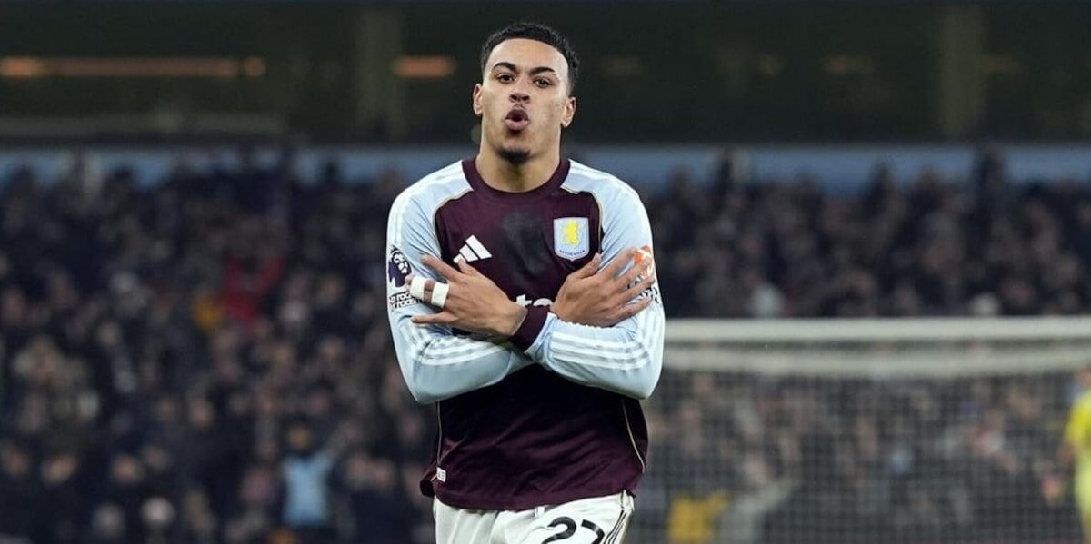 Rogers fa sognare l'Aston Villa: United ko, Emery a tre punti dalla vetta. Zirkzee non incide