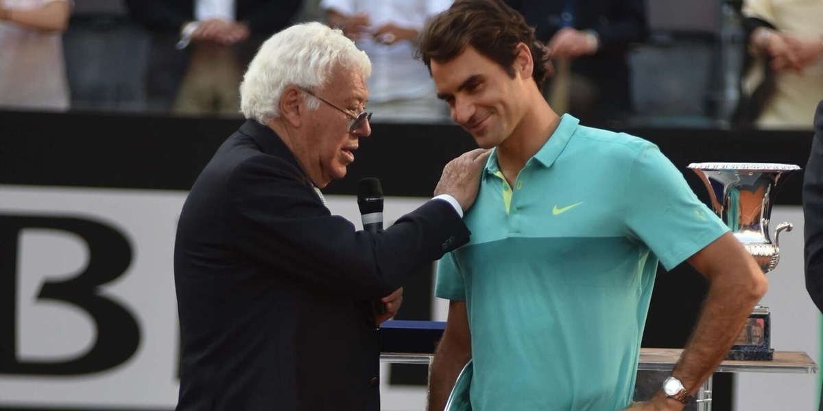 Federer e il bellissimo gesto a sorpresa, spedisce una lettera ai figli di Pietrangeli: svelato il contenuto