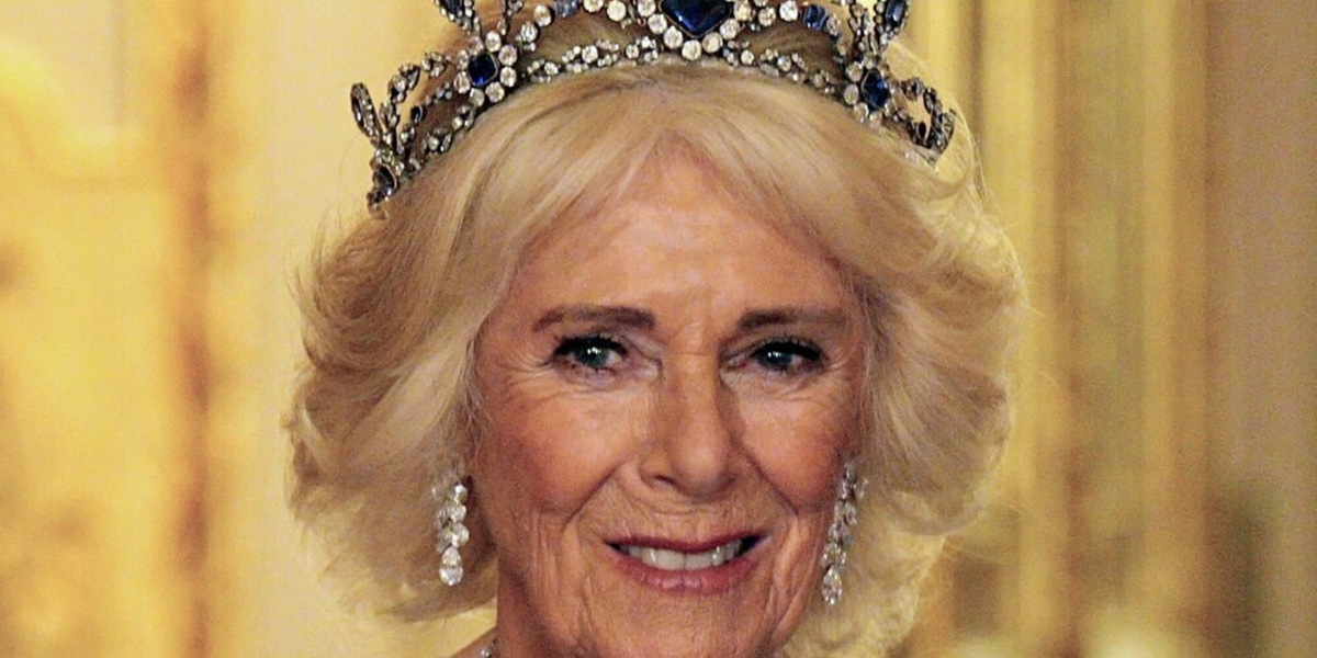 La regina Camilla aggredita in treno: "Un uomo ha provato a violentarmi"