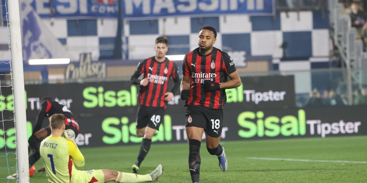 Il Milan batte il Como. Tris del Bologna sul Verona