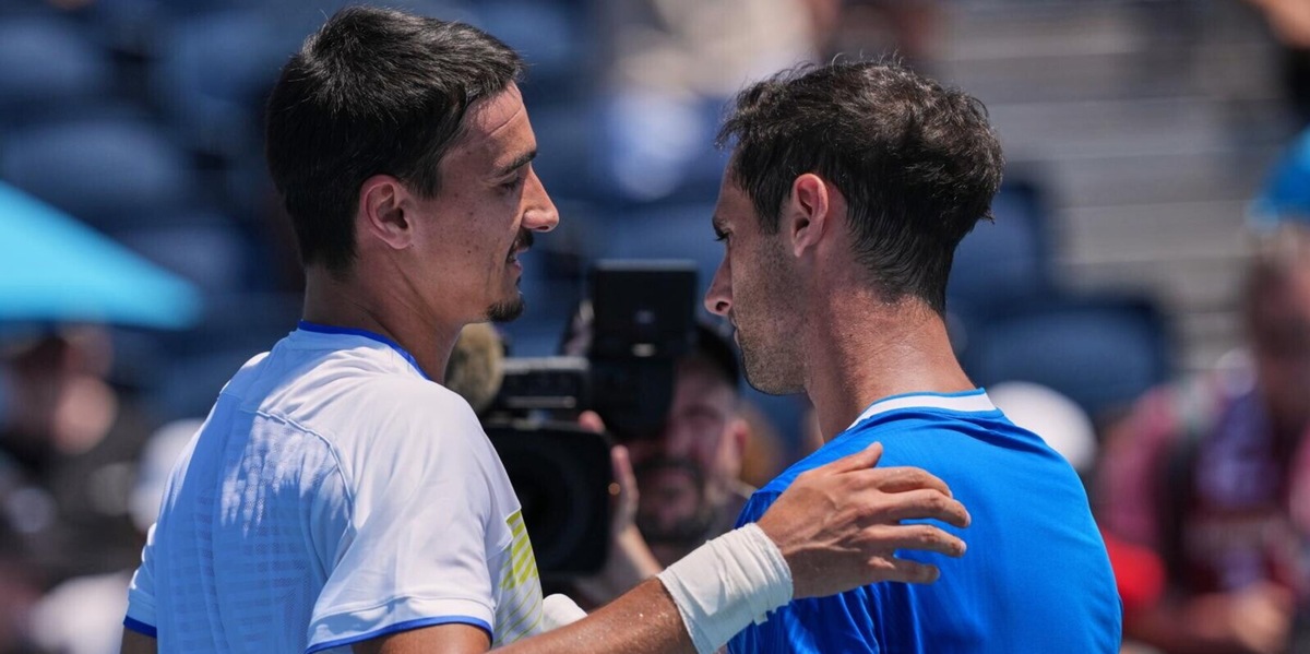 Derby azzurro agli Australian Open, Sonego trova Musetti: "È uno svantaggio perché..."