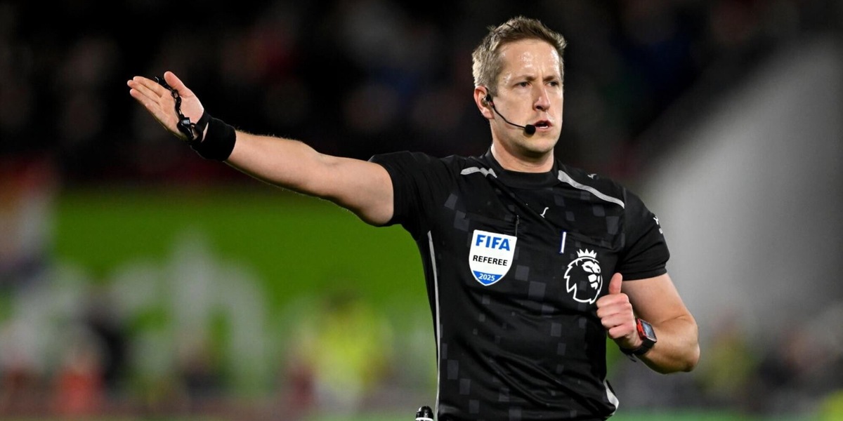 Roma-Stoccarda, scelto l'arbitro: sarà l'inglese Brooks
