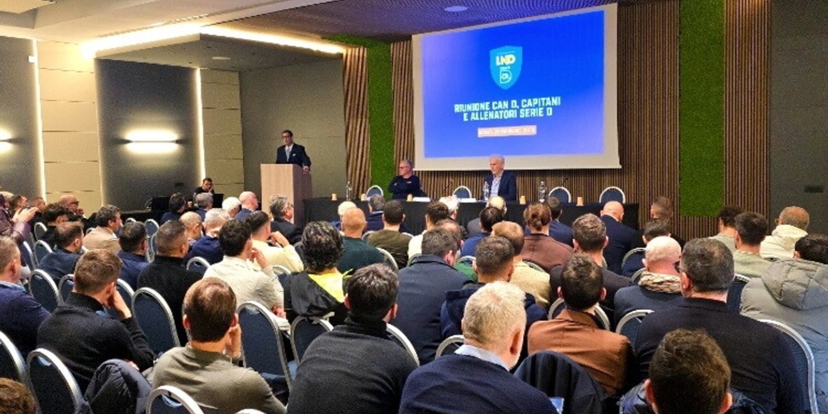 Incontro in D tra capitani, allenatori e arbitri