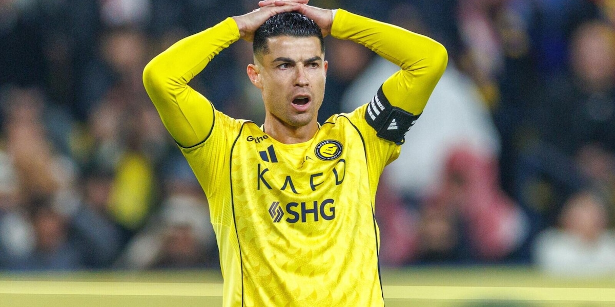 Ronaldo è ancora in sciopero, boicotta la partita per l'affare Benzema: la reazione dei tifosi dell'Al Nassr