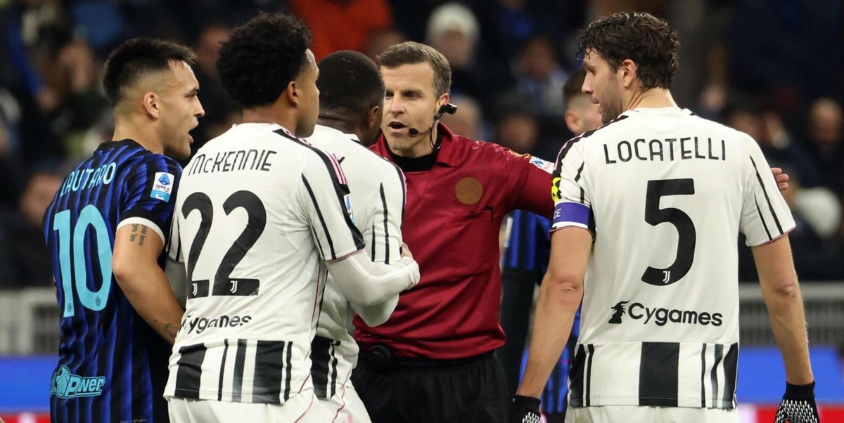 Stiamo riducendo il calcio a un cesso