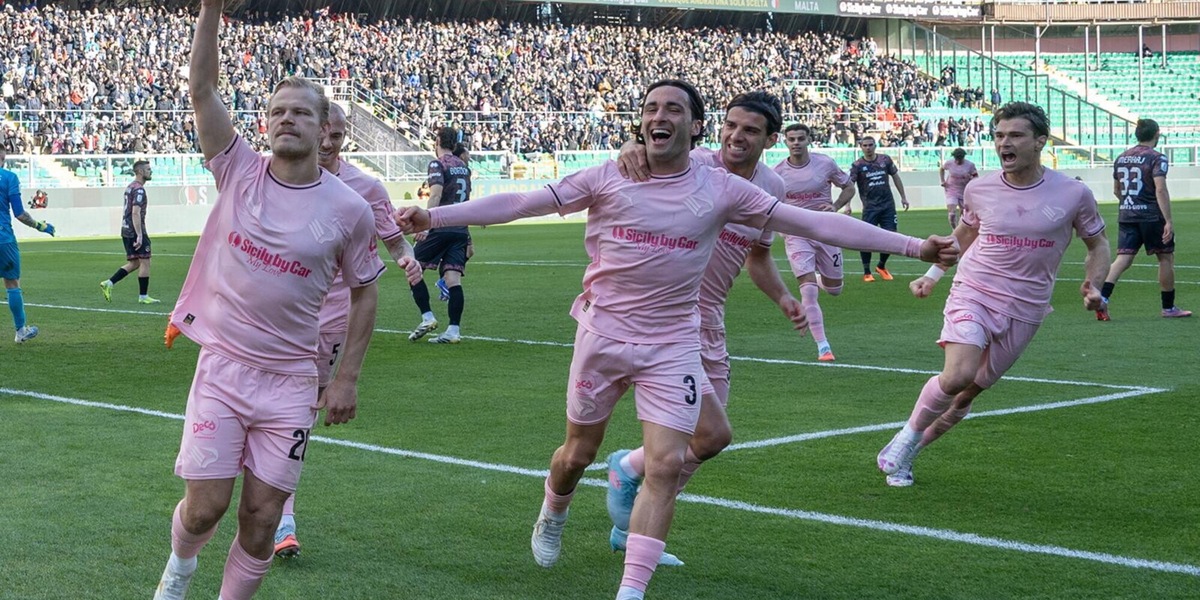 Tris del Palermo contro il Sudtirol, il Venezia vince e torna capolista. La Samp cade a Mantova