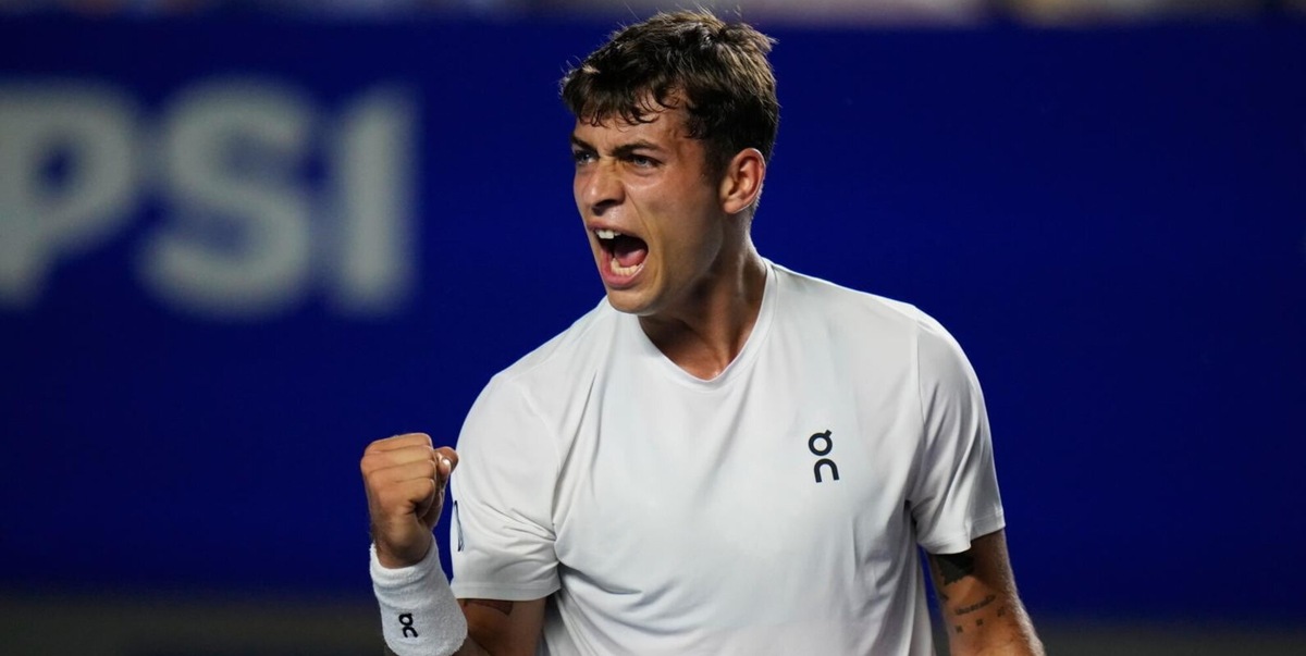 Cobolli batte Kecmanovic e vola in finale ad Acapulco: affronterà Tiafoe