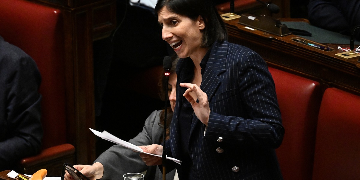 Schlein, Meloni sta facendo tutto da sola. Noi ci siamo ma posi clava
