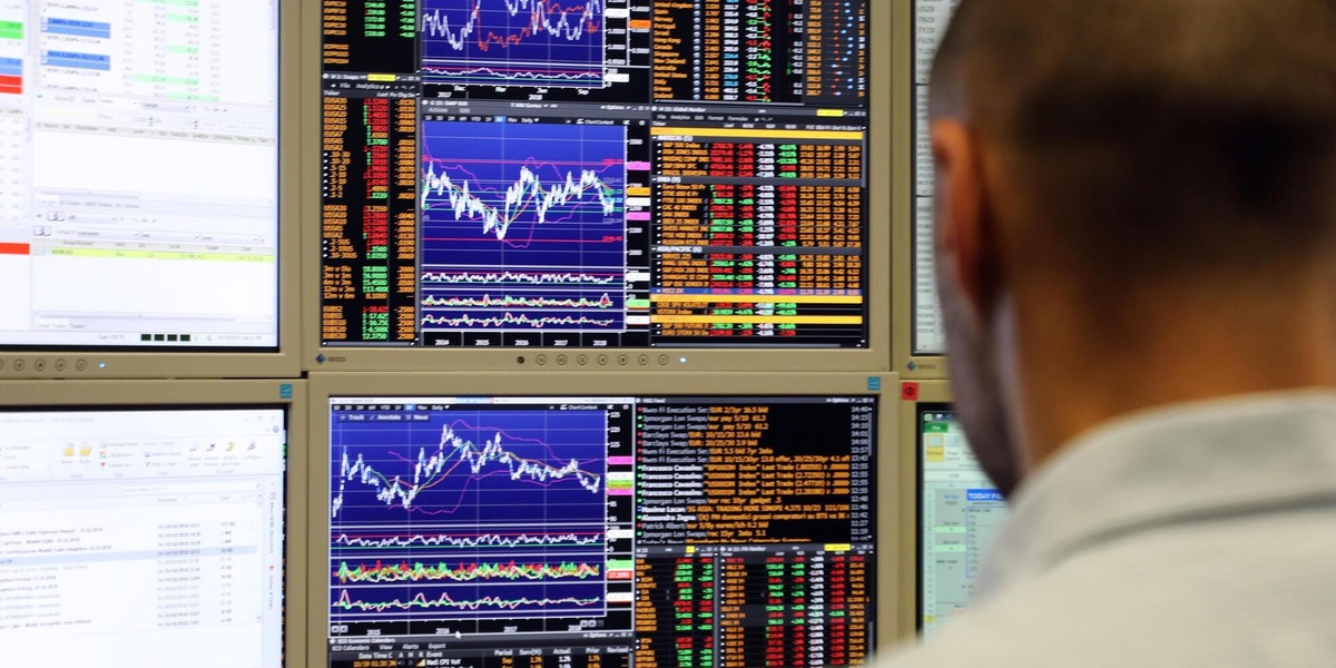 Lo spread tra Btp e Bund si allarga in avvio a 82 punti