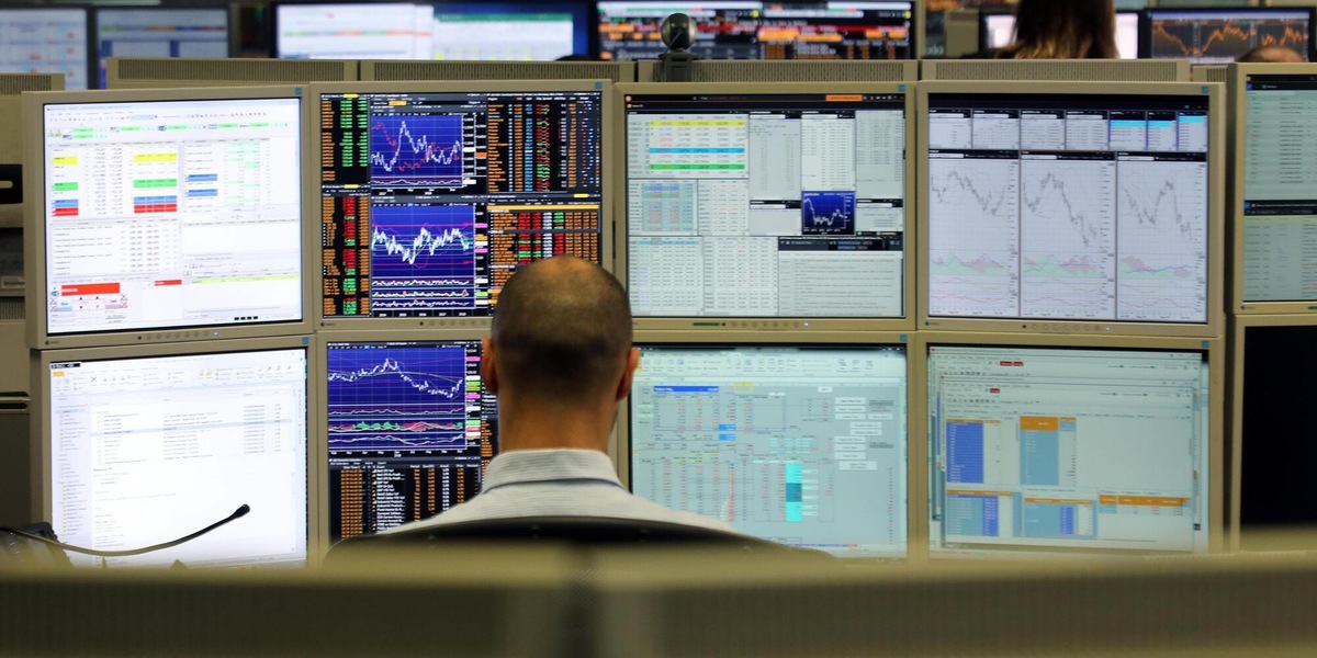 Lo spread tra Btp e Bund in avvio si allarga a 82 punti