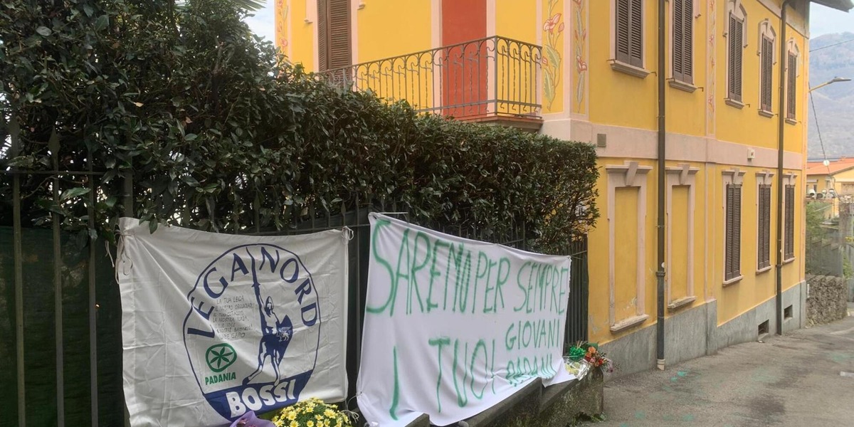 A Pontida già centinaia di militanti della Lega per l'ultimo saluto a Bossi