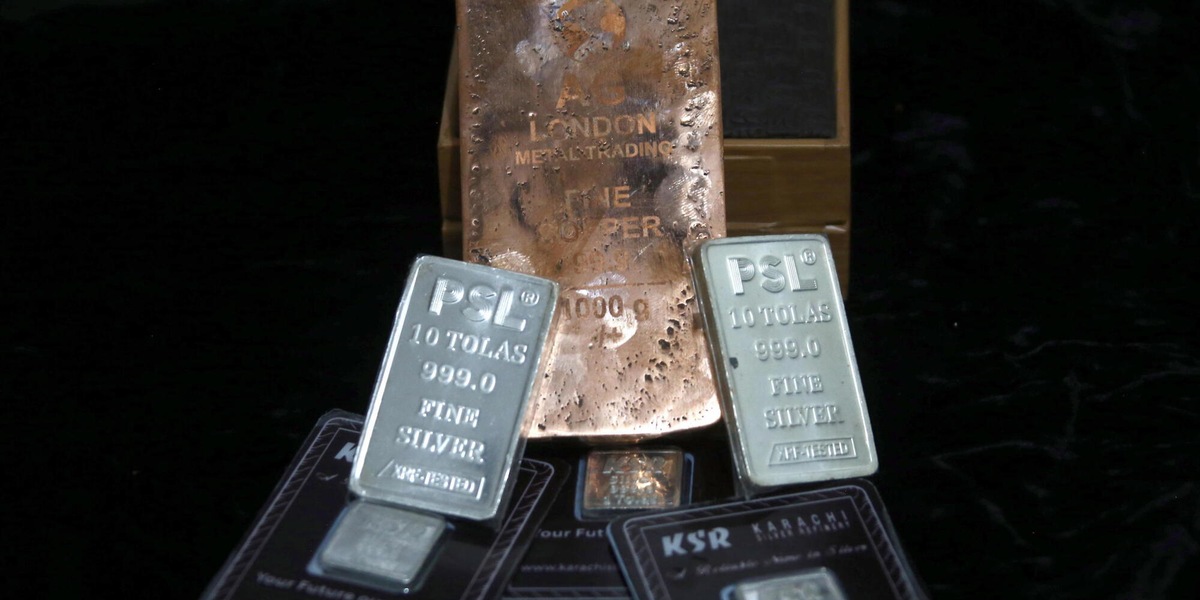 L'oro sale ancora, a 4.686,78 dollari