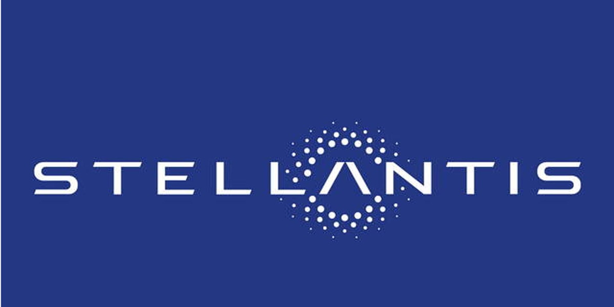Stellantis richiama 700.000 veicoli ibridi per potenziale rischio incendio