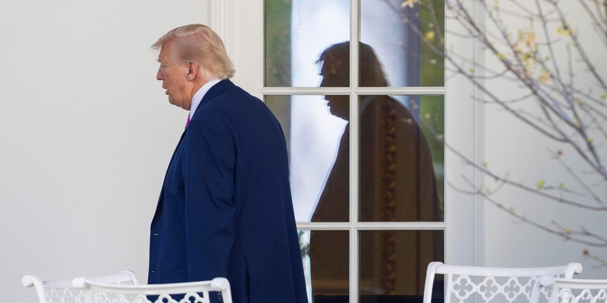 Trump, 'foto di me come Gesù? Ero ritratto come un medico'