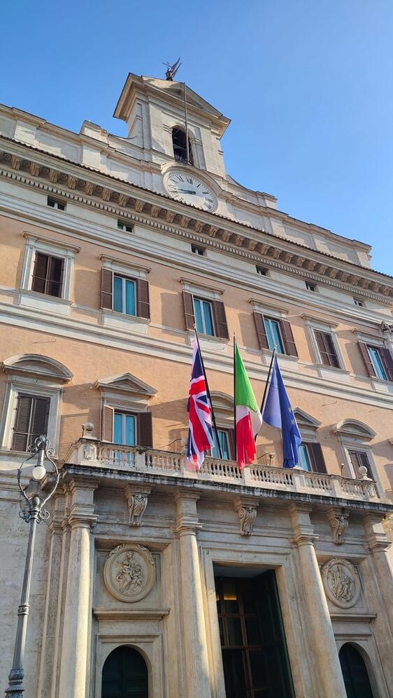 Via libera dell'Aula a richiesta conflitto di attribuzioni su Bartolozzi