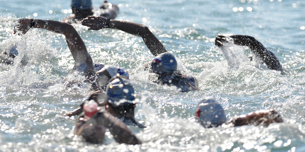 Nuoto, la coppa del mondo in acque libere nel nord Sardegna