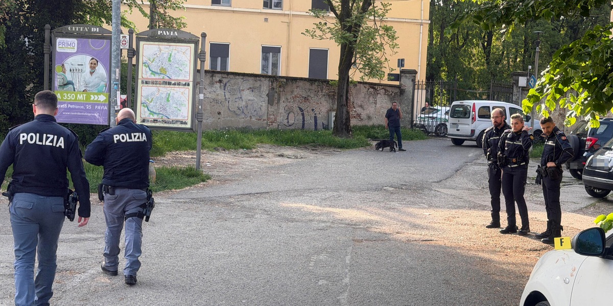 Omicidio in un parcheggio a Pavia, fermato un 17enne