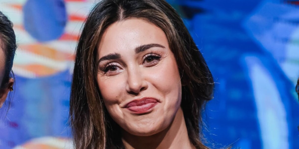 Belen ha fatto l'esame per la cittadinanza italiana, ecco come è andata