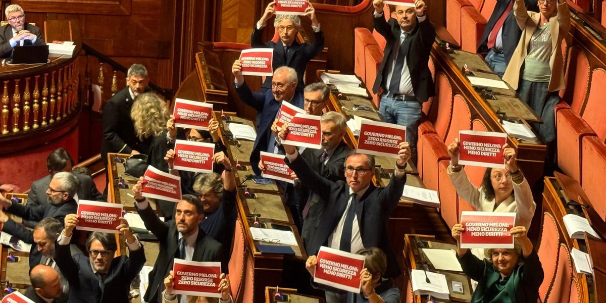 Dl sicurezza: sfuma emendamento in commissione, rischio muro opposizioni