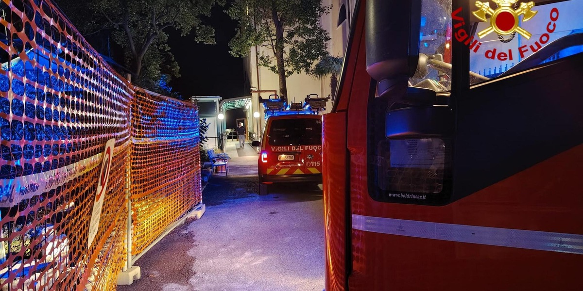 Incendio al tribunale di Ivrea, segnalati dei boati