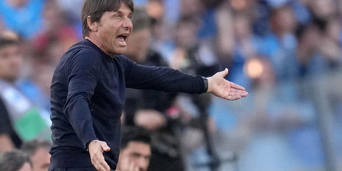 Conte cambia marcia: il tecnico prova a dare una scossa al Napoli