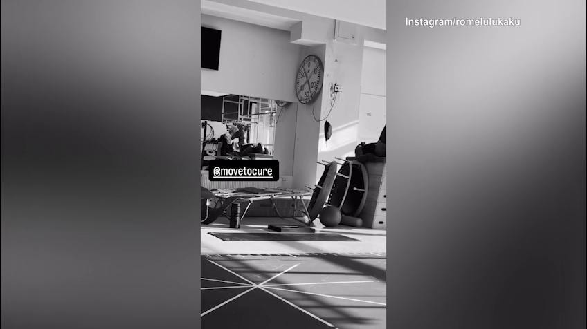 Lukaku si allena in palestra