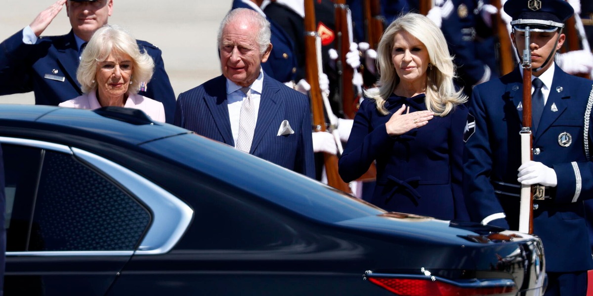 Re Carlo e Camilla alla Casa Bianca, ricevuti da Trump e Melania