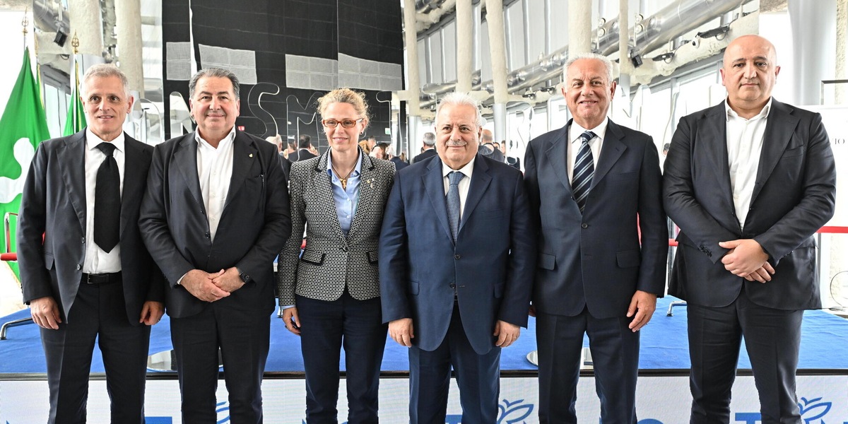 Presentate a Milano tutte le squadre nazionali