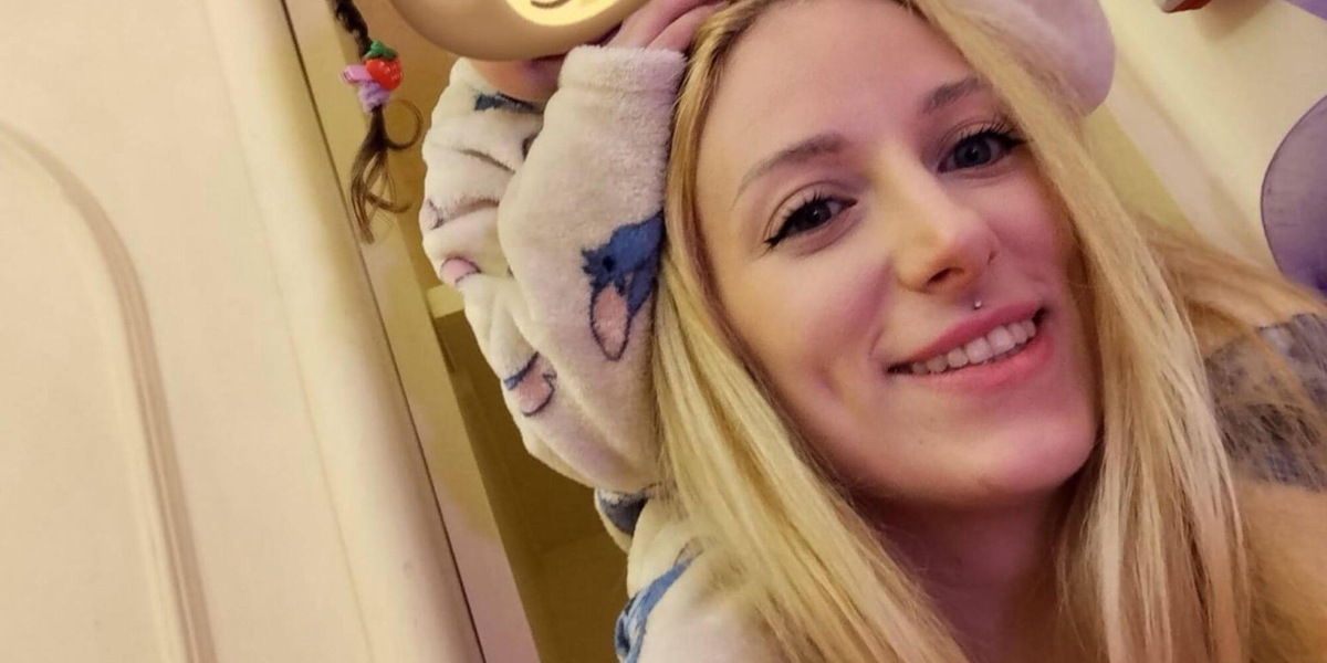 Italiana condannata a 6 mesi in Egitto, 'ho paura, aiutateci'