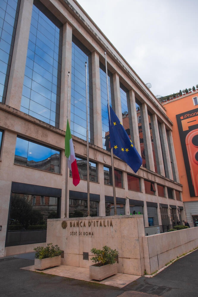 Bankitalia, banche e famiglie solide ma impatto guerra in arrivo