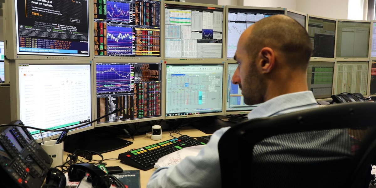 Lo spread tra Btp e Bund chiude in rialzo a 84,8 punti base