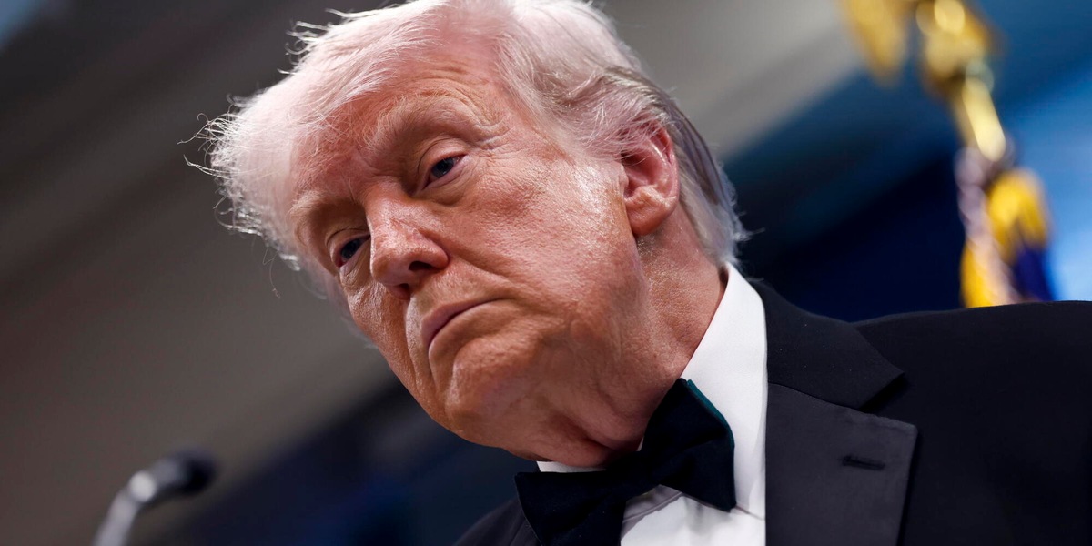 Trump, fantastica la decisione degli Emirati di uscire dall'Opec