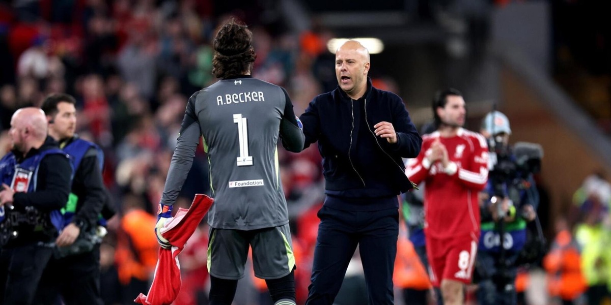 Juve, senti Slot sul futuro di Alisson: "È vicino a..."