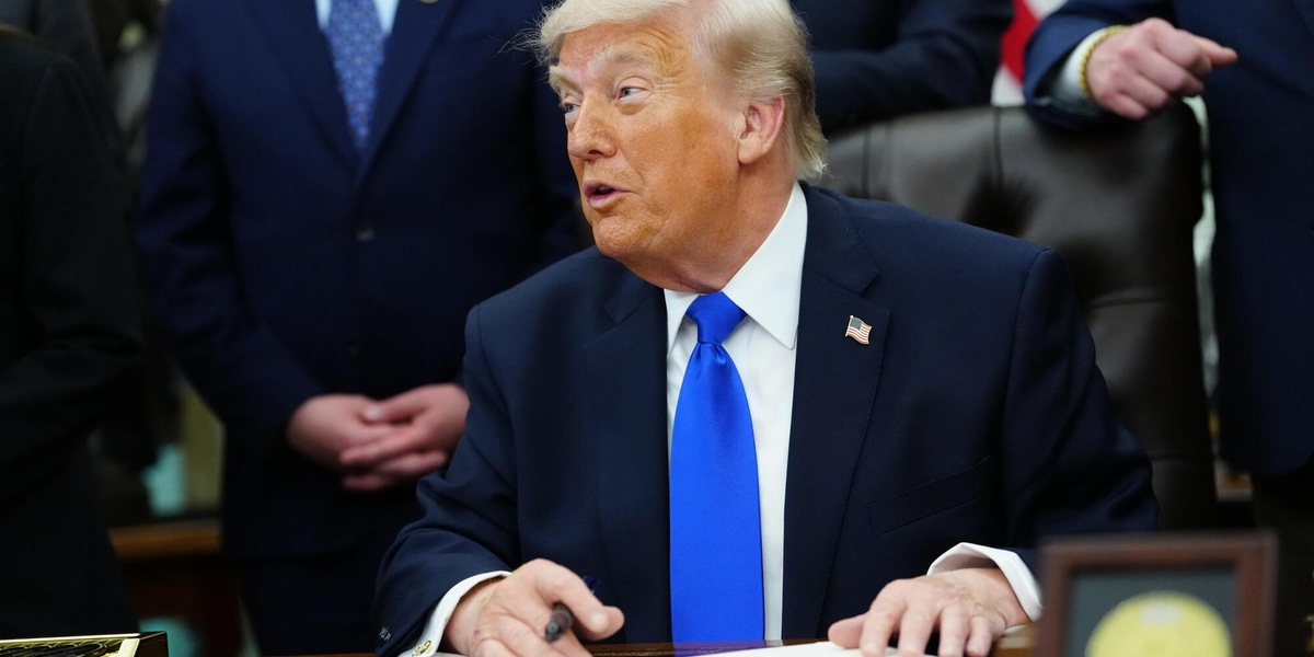Trump alza i dazi sulle auto Ue al 25%