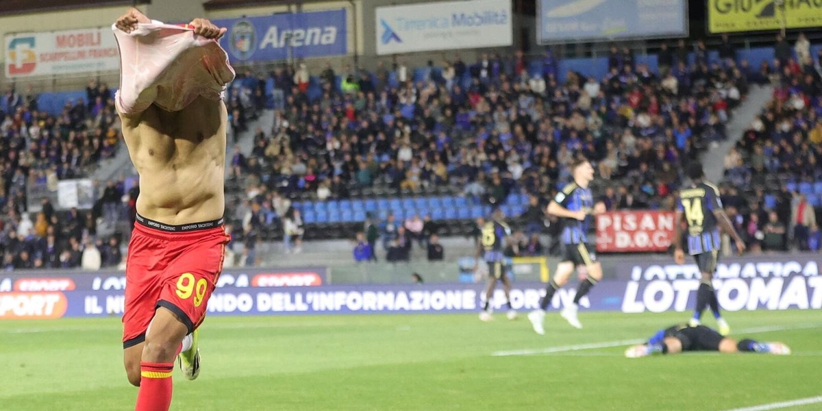 Il Lecce manda Pisa e Verona in Serie B: Di Francesco, tre punti d'oro per la salvezza