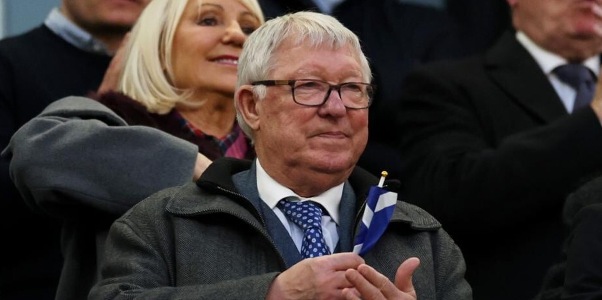 Paura per Alex Ferguson, ricoverato in ospedale prima di Manchester United-Liverpool: come sta