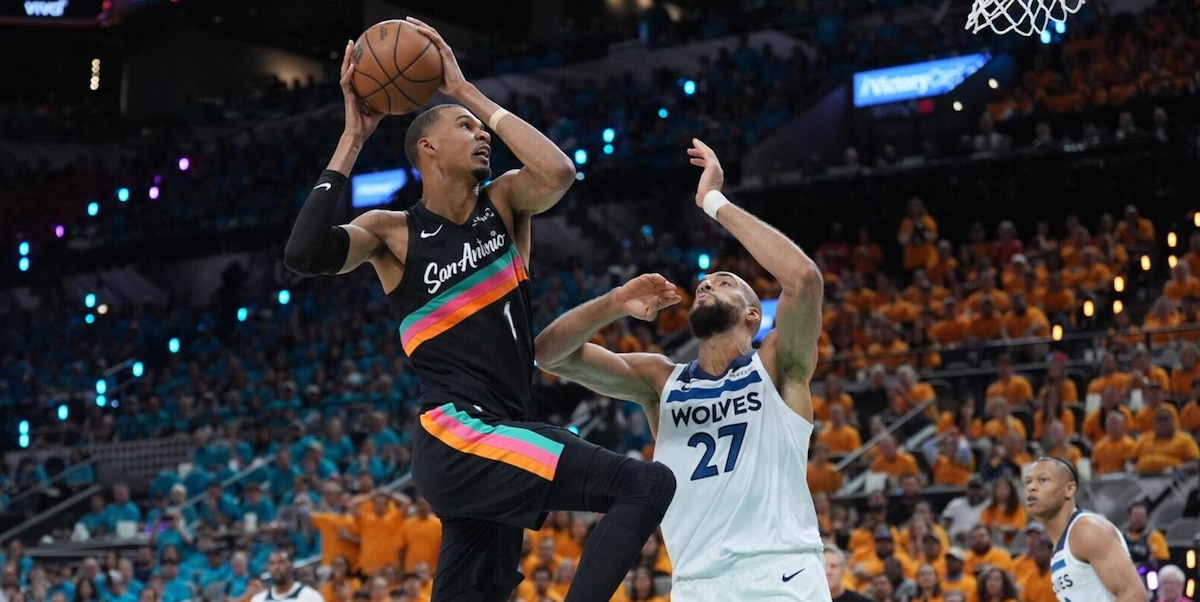 Playoff Nba, record e ko per Wembanyama: Minnesota beffa San Antonio. New York travolge Philadelphia