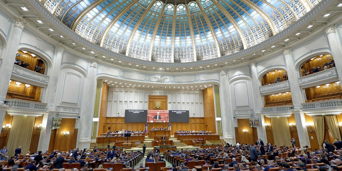 In Romania passa la mozione di sfiducia, cade il governo