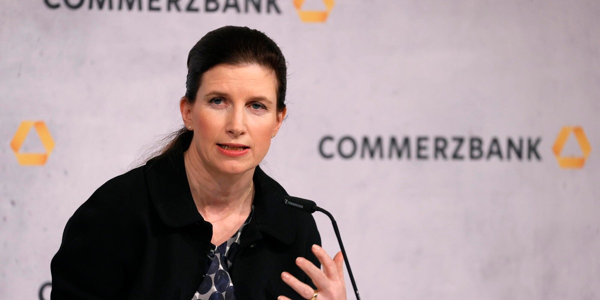 Orlopp, 'Unicredit non è realistica, ops sottovaluta Commerz'