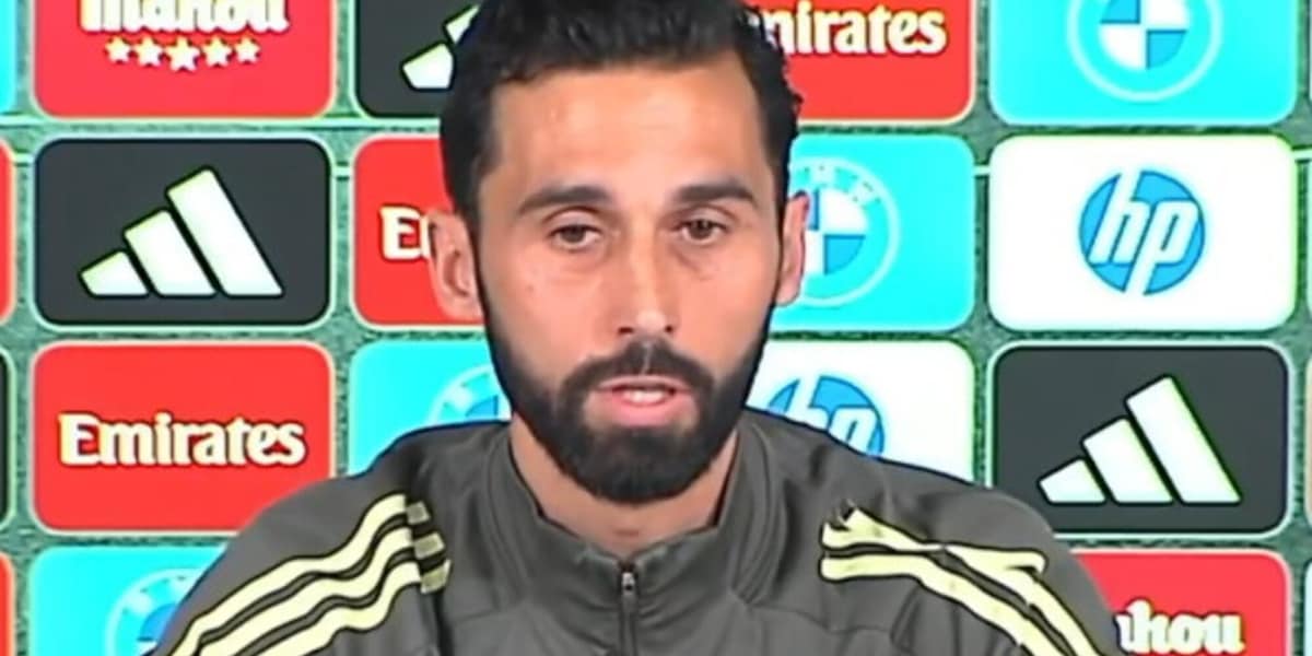 Arbeloa a caccia del "traditore" del Real Madrid. Poi racconta: "Un mio compagno usò una mazza da golf per..."
