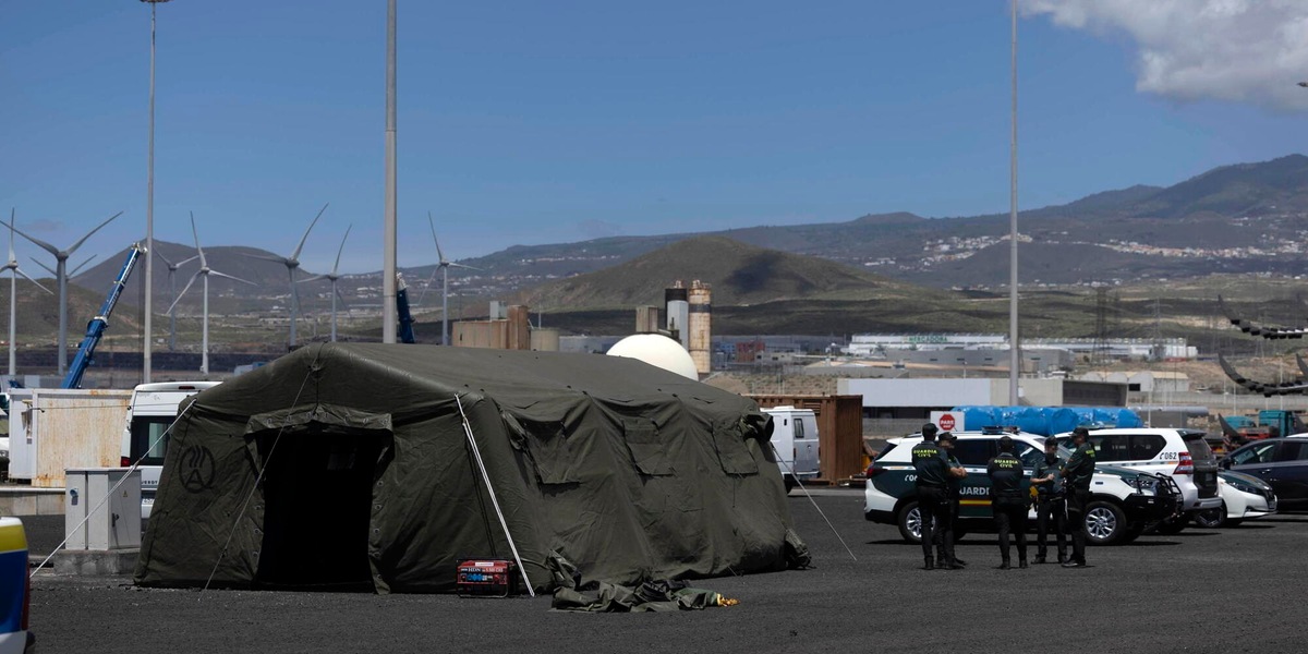 Tenerife fra paura e solidarietà per l'arrivo della nave con focolaio hantavirus