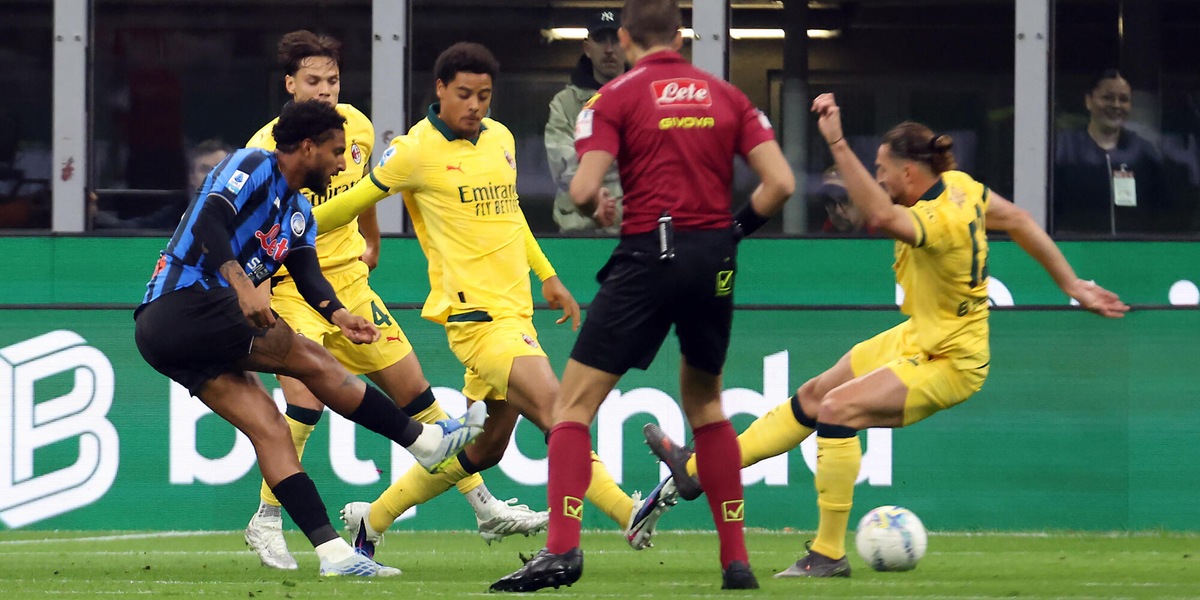 Milan sotto di due gol al 45', pioggia di fischi a San Siro