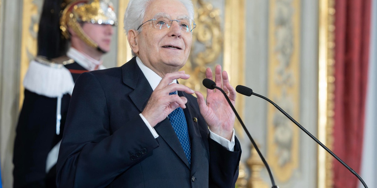 Mattarella, qualcuno cerca di derubricare il Covid ad una leggera influenza