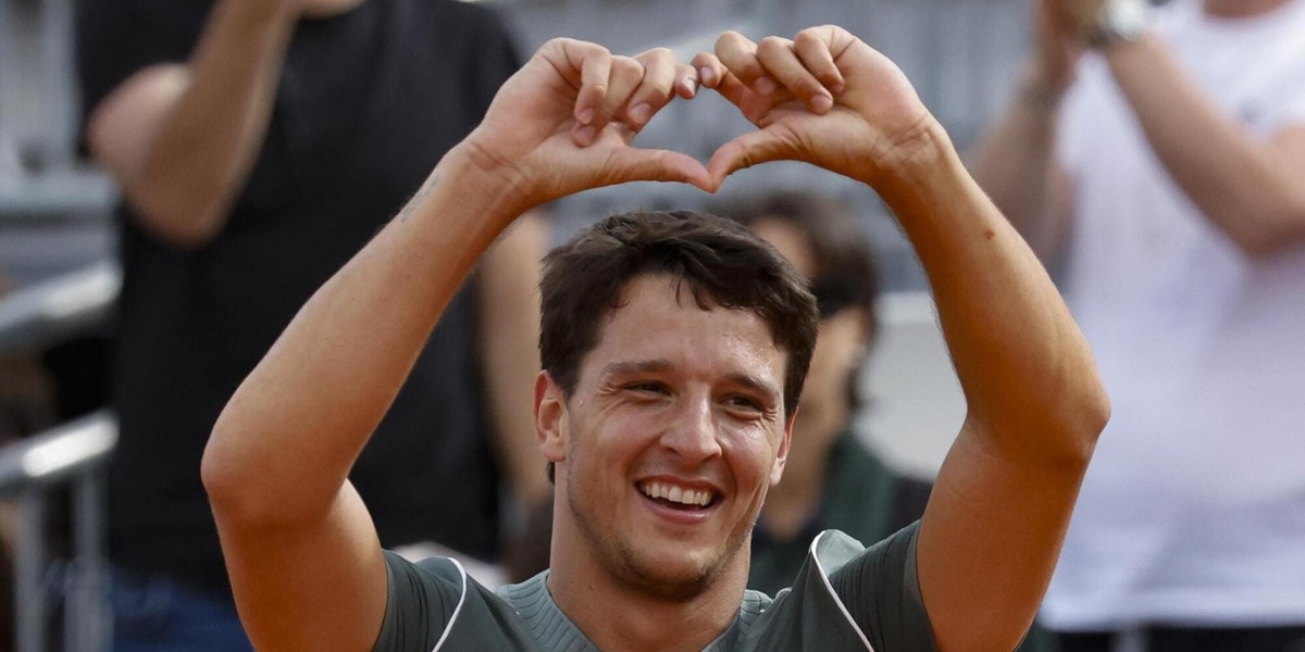 Pazzesco Darderi, non sapeva di aver annullato quattro match point a Zverev: "Ma veramente?"