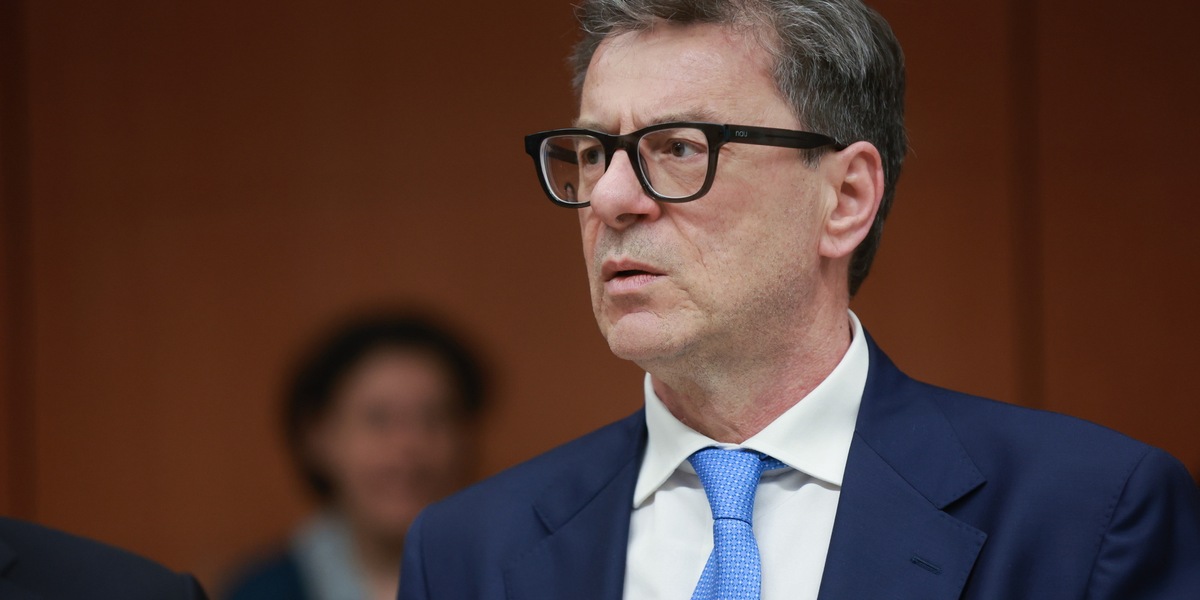 Giorgetti, l'economia italiana è solida in un contesto incerto