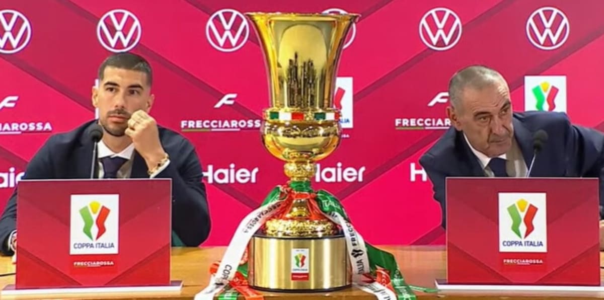 Sarri prima della finale di Coppa Italia: "Dobbiamo crederci fino alla follia. Con la Lazio sono tornato a divertirmi"