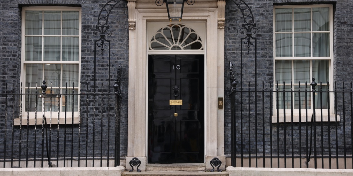 Crisi politica in Gb, voci di rinvio della resa dei conti in casa laburista